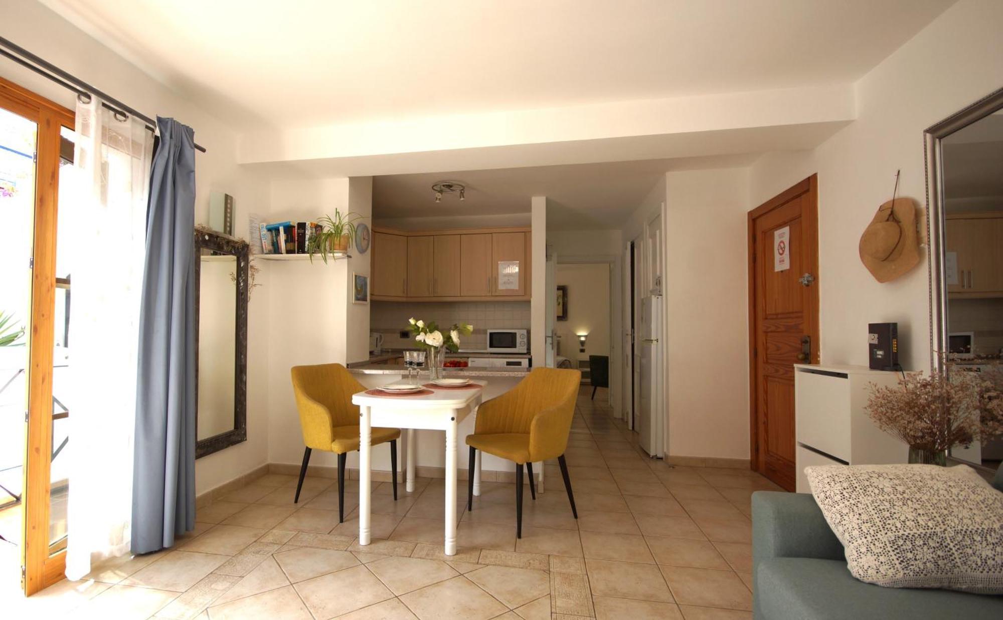 Apartamento Familiar Con Piscina Con Wi Fi En Los Cristianos Los Cristianos  Buitenkant foto
