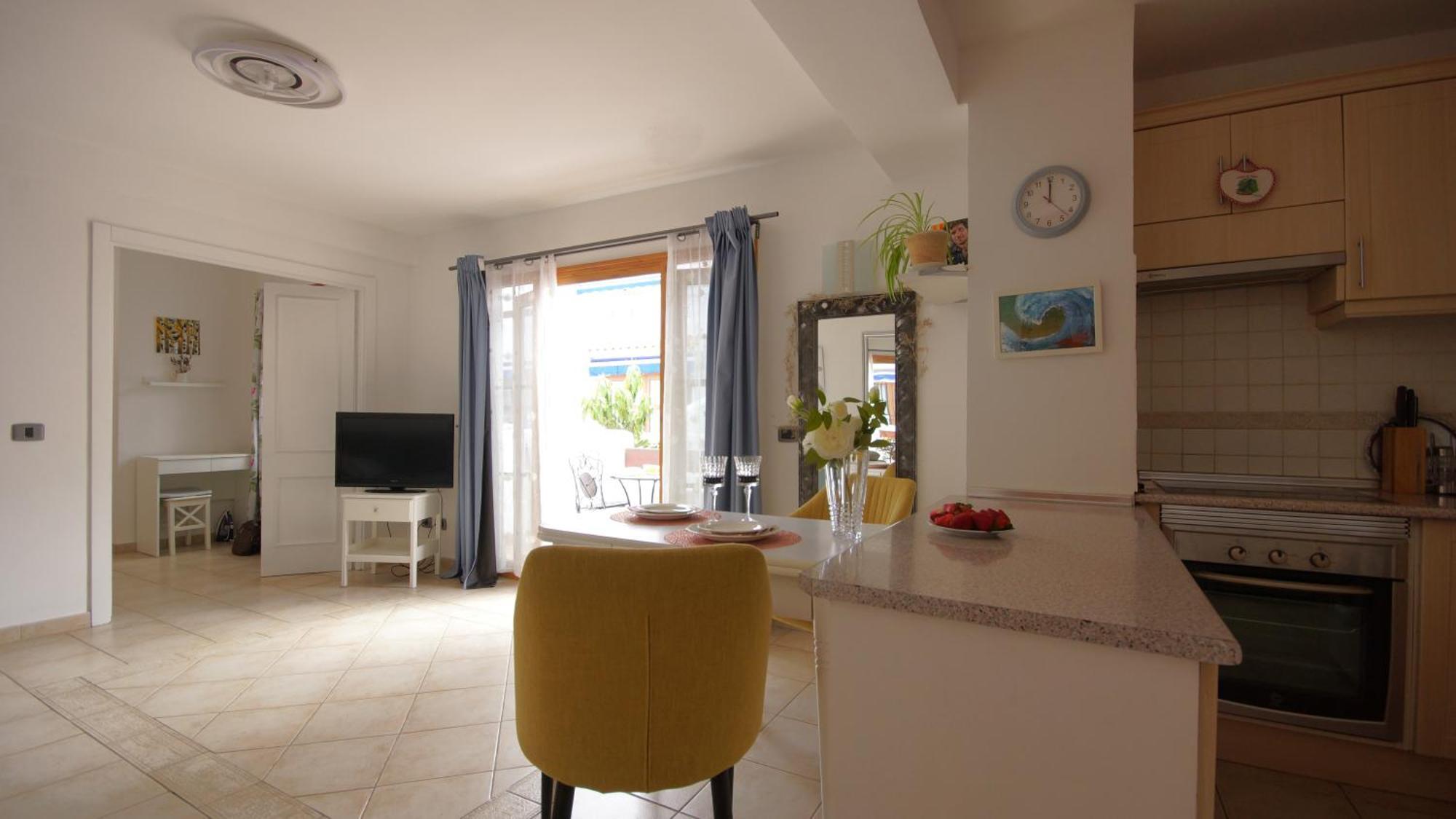 Apartamento Familiar Con Piscina Con Wi Fi En Los Cristianos Los Cristianos  Buitenkant foto